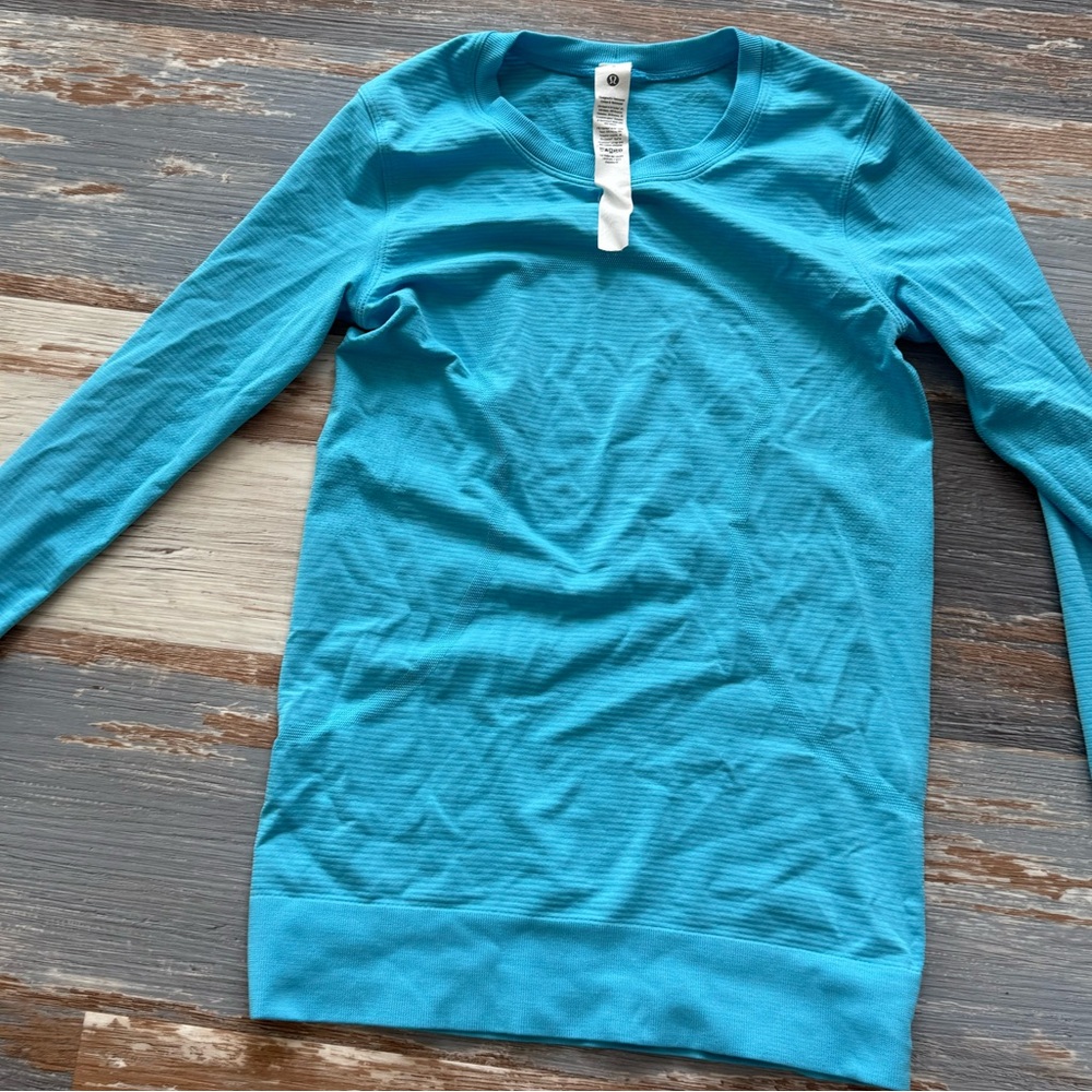 Lululemon shirt